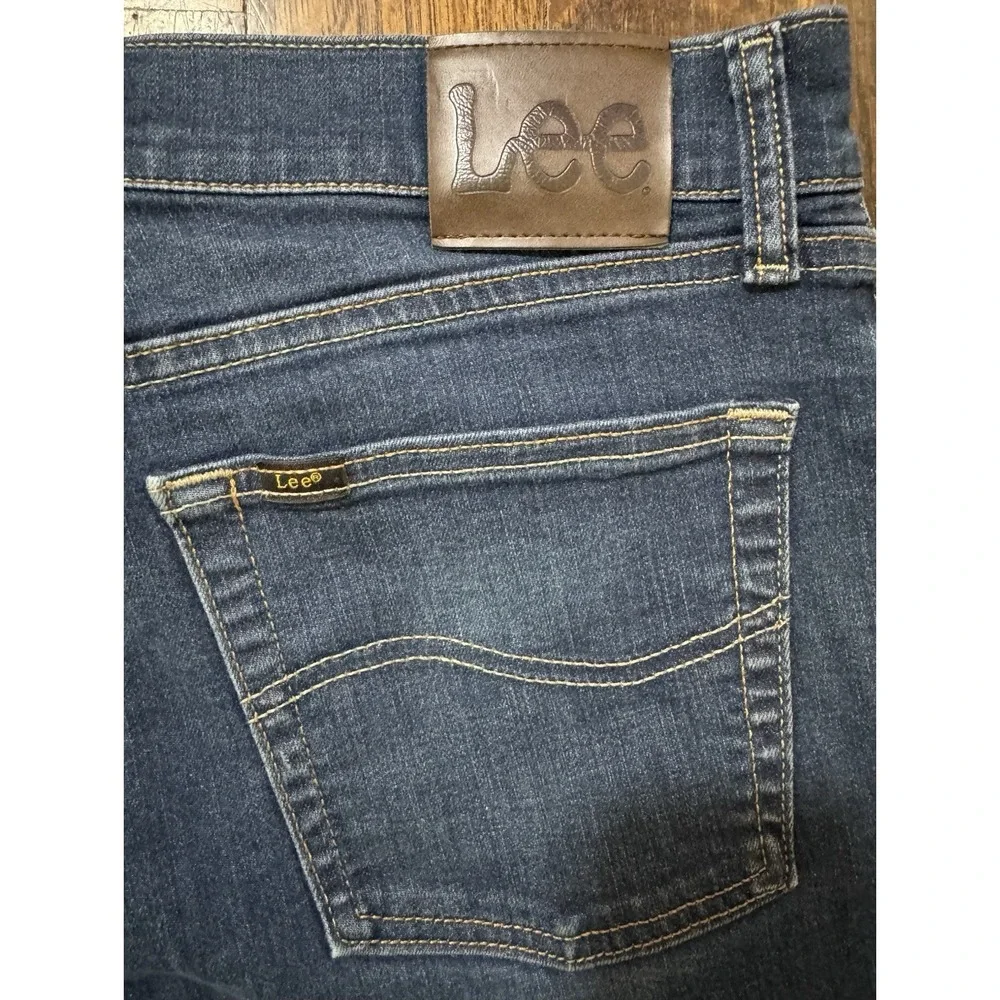 Lee Classic Fit Straight Leg Jeans Mens 32x30 Blue Excellent‎ Mid Rise Stretch